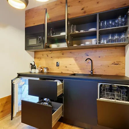 Rv Smaragd Spacious For Up To 6 Guests * Високе-Татри